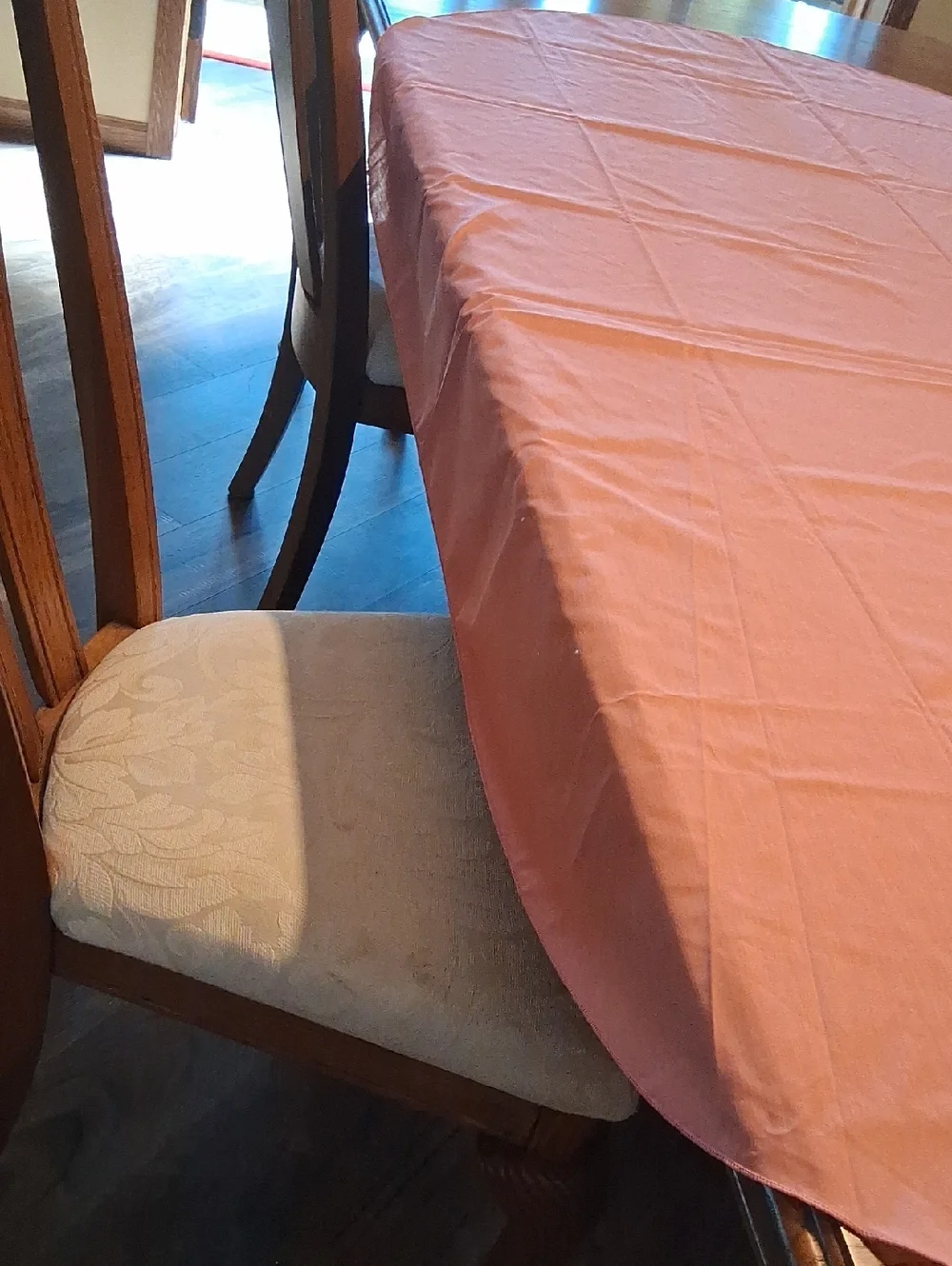 Rose pink oval tablecloth, 84